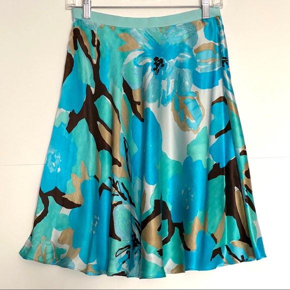 Banana Republic 100% silk A- line size Petite 0P - Picture 6 of 8